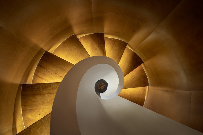 酒吧裝修設(shè)計.jpg 酒吧裝修設(shè)計.jpg