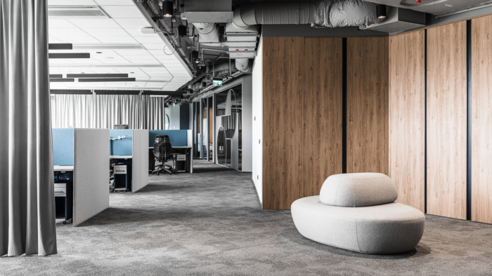 辦公空間設(shè)計.jpg 辦公空間設(shè)計.jpg